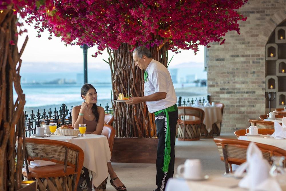 Playa Los Arcos Hotel Beach Resort & Spa Puerto Vallarta Buitenkant foto