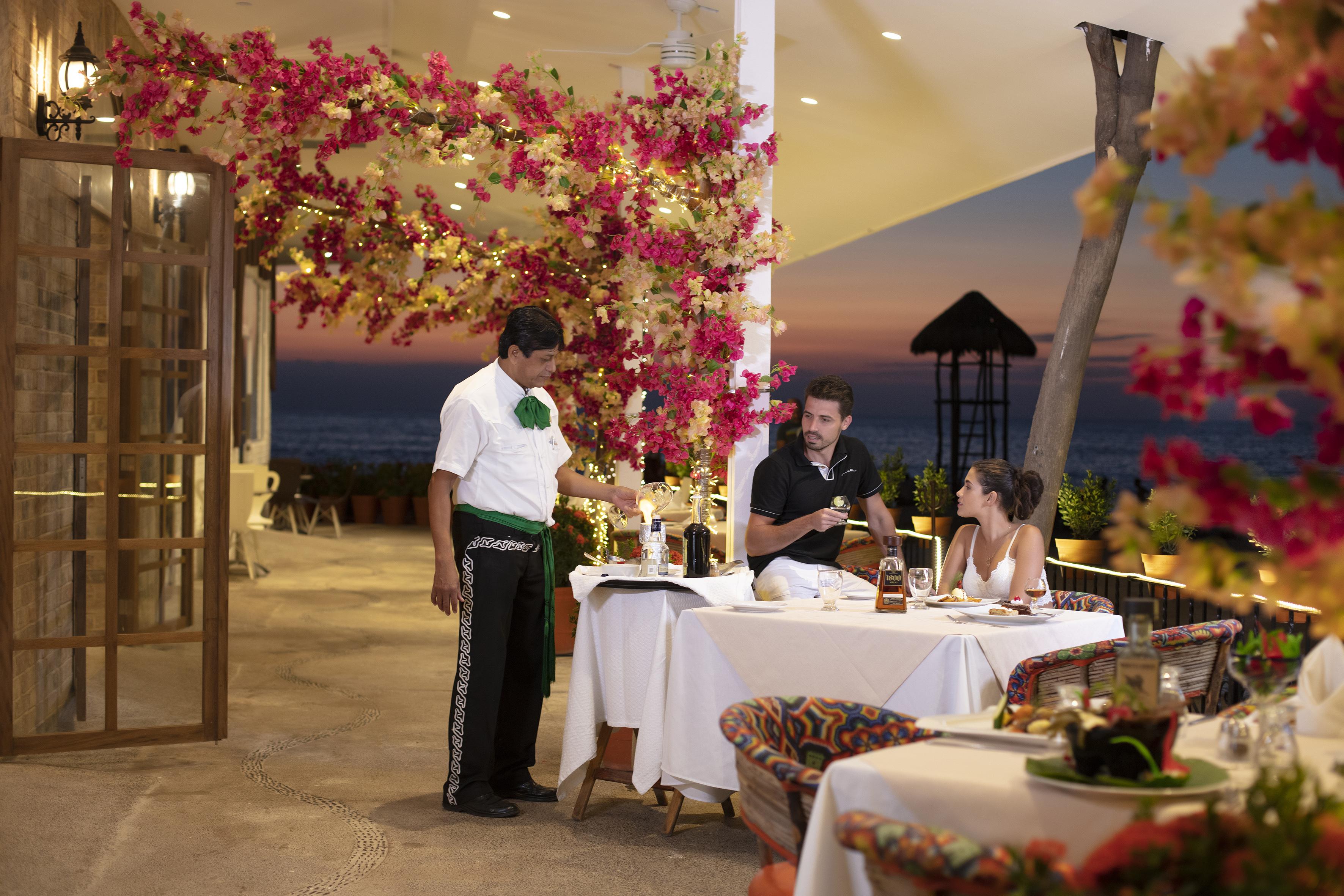 Playa Los Arcos Hotel Beach Resort & Spa Puerto Vallarta Buitenkant foto
