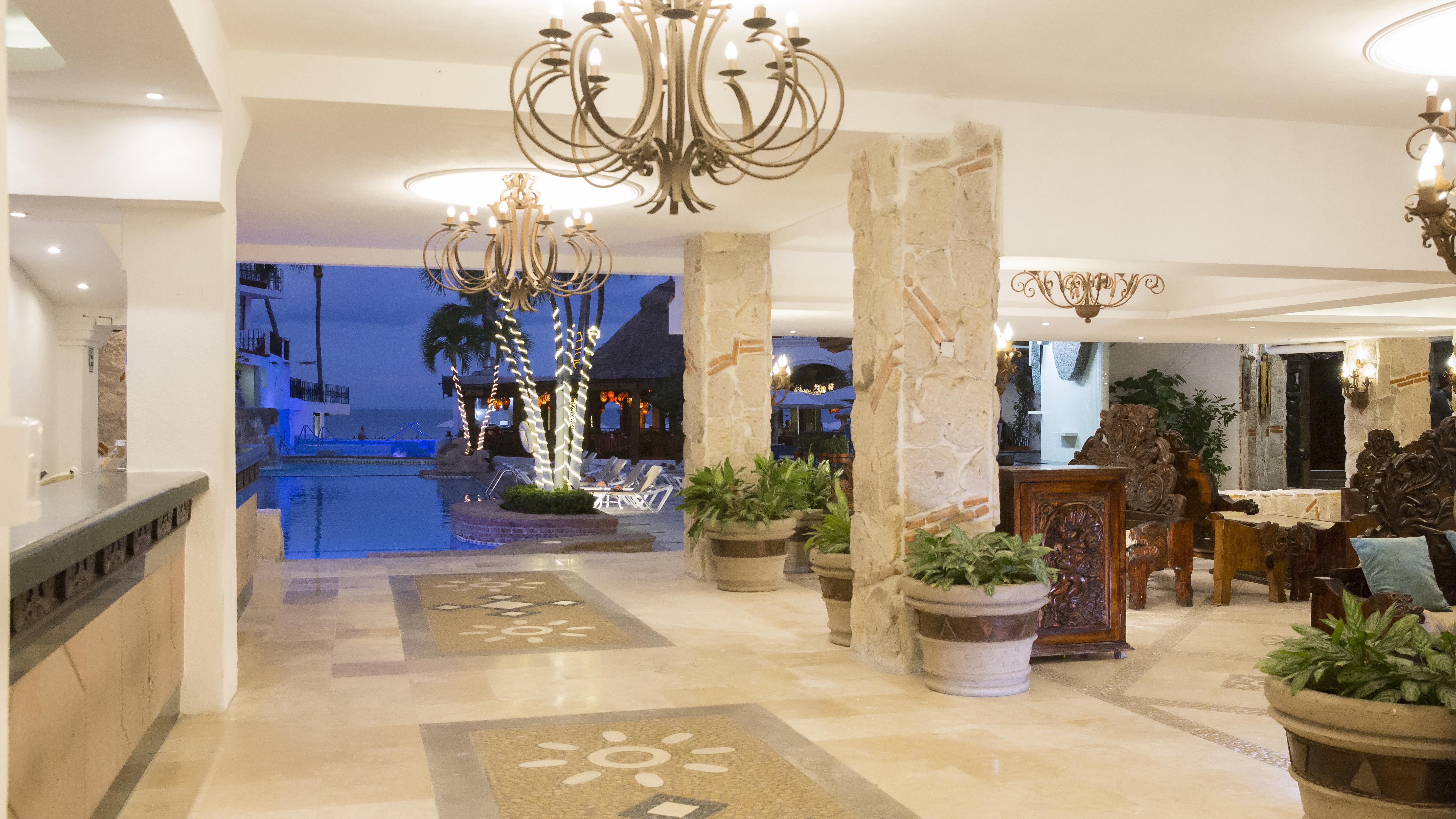 Playa Los Arcos Hotel Beach Resort & Spa Puerto Vallarta Buitenkant foto